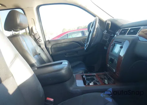 2011 Chevrolet Avalanche 1500 Ltz from USA, damaged, VIN 3GNTKGE30BG336420